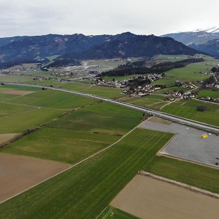 Ring Rast Camping Hotell Spielberg Bei Knittelfeld Eksteriør bilde