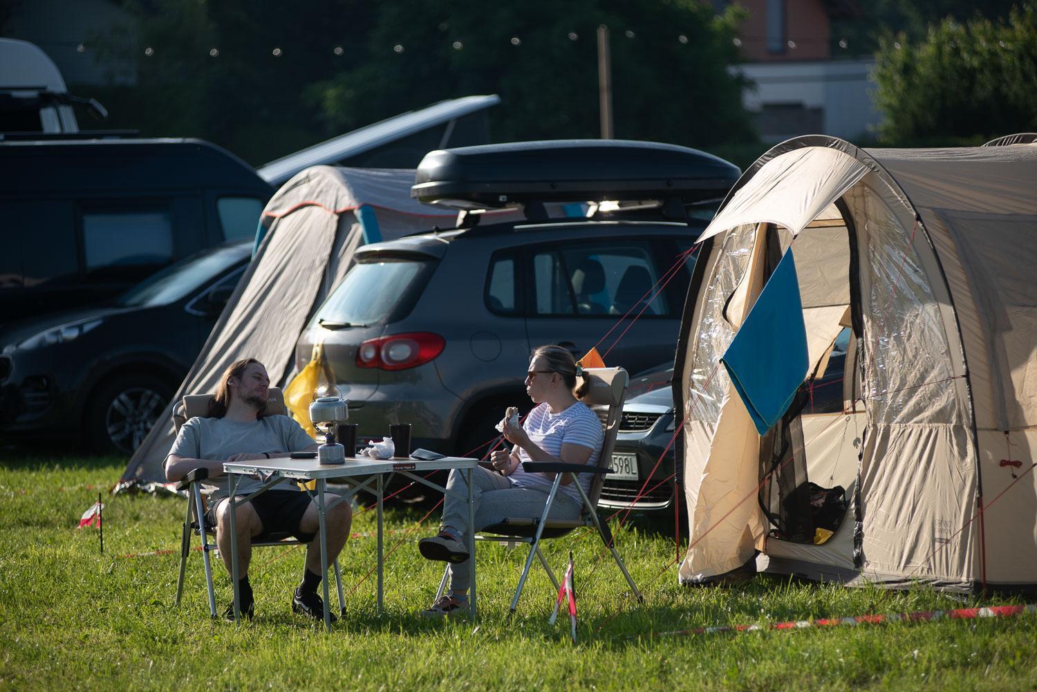 Ring Rast Camping Hotell Spielberg Bei Knittelfeld Eksteriør bilde